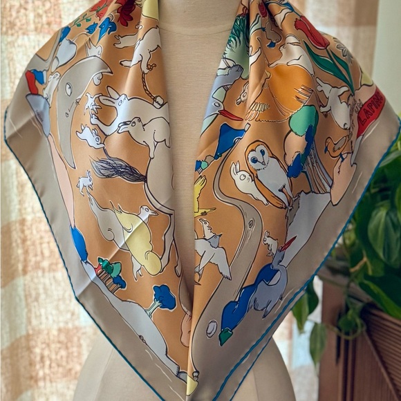 New in Box HERMÈS Milles Et Un Lapins Silk Twill Scarf 90, 2023, WITH Box - Picture 6 of 15